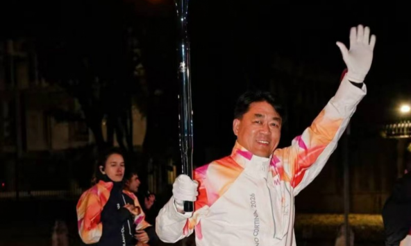 ��һ����CFO��CEO�����ҵ�һ���������ѡ�����Ρ������ˡ�